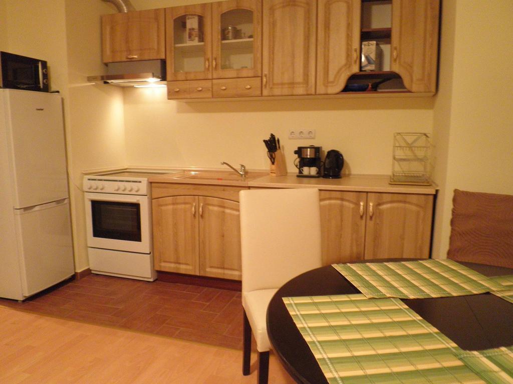 Private Apartments In Privilige Fort Beach النايت المظهر الخارجي الصورة