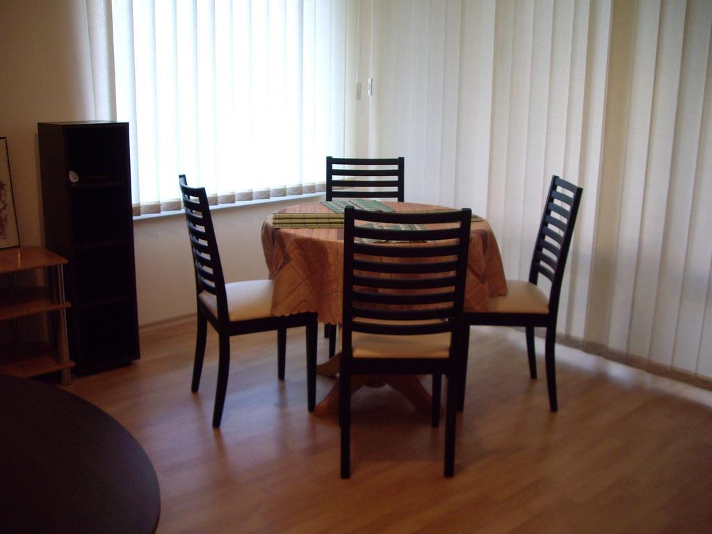 Private Apartments In Privilige Fort Beach النايت المظهر الخارجي الصورة